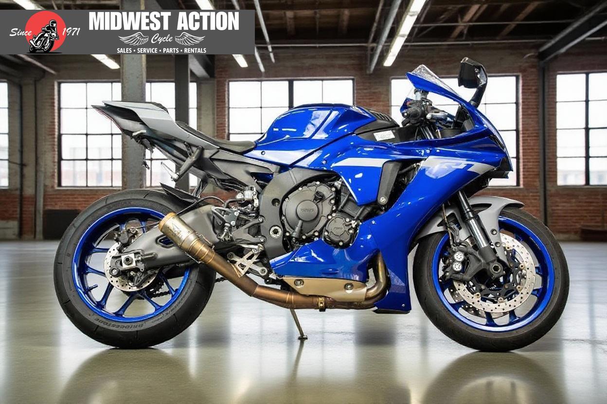 2020 YAMAHA YZF-R1