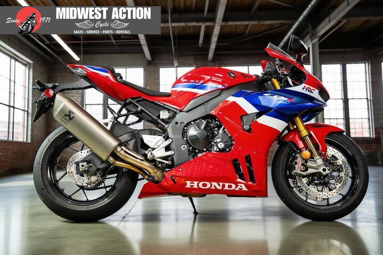 2025 HONDA CBR1000RR-R FIREBLADE SP